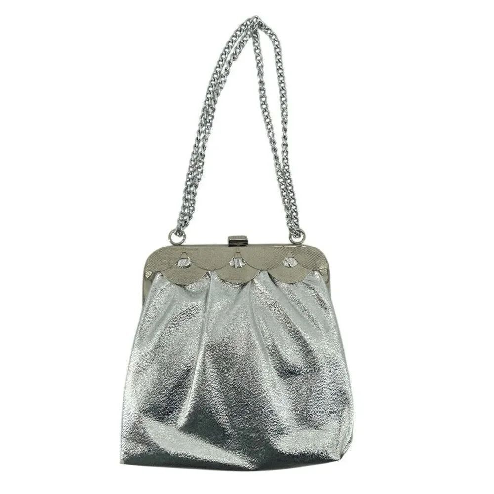 Vintage Metallic Silver Scalloped Frame Evening Bag Chain Shoulder Strap